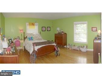 1557 Surrey Road Bethlehem, PA 18015 - Photo 9 of 11 Gallery Image 9