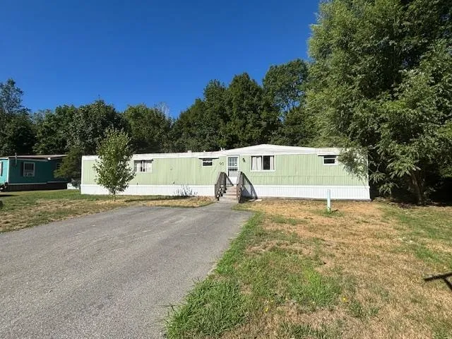 $110,400 | 90 Colgate Road, Newmarket, NH 03857