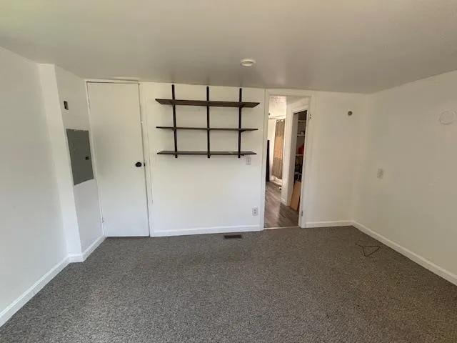 $110,400 | 90 Colgate Road, Newmarket, NH 03857