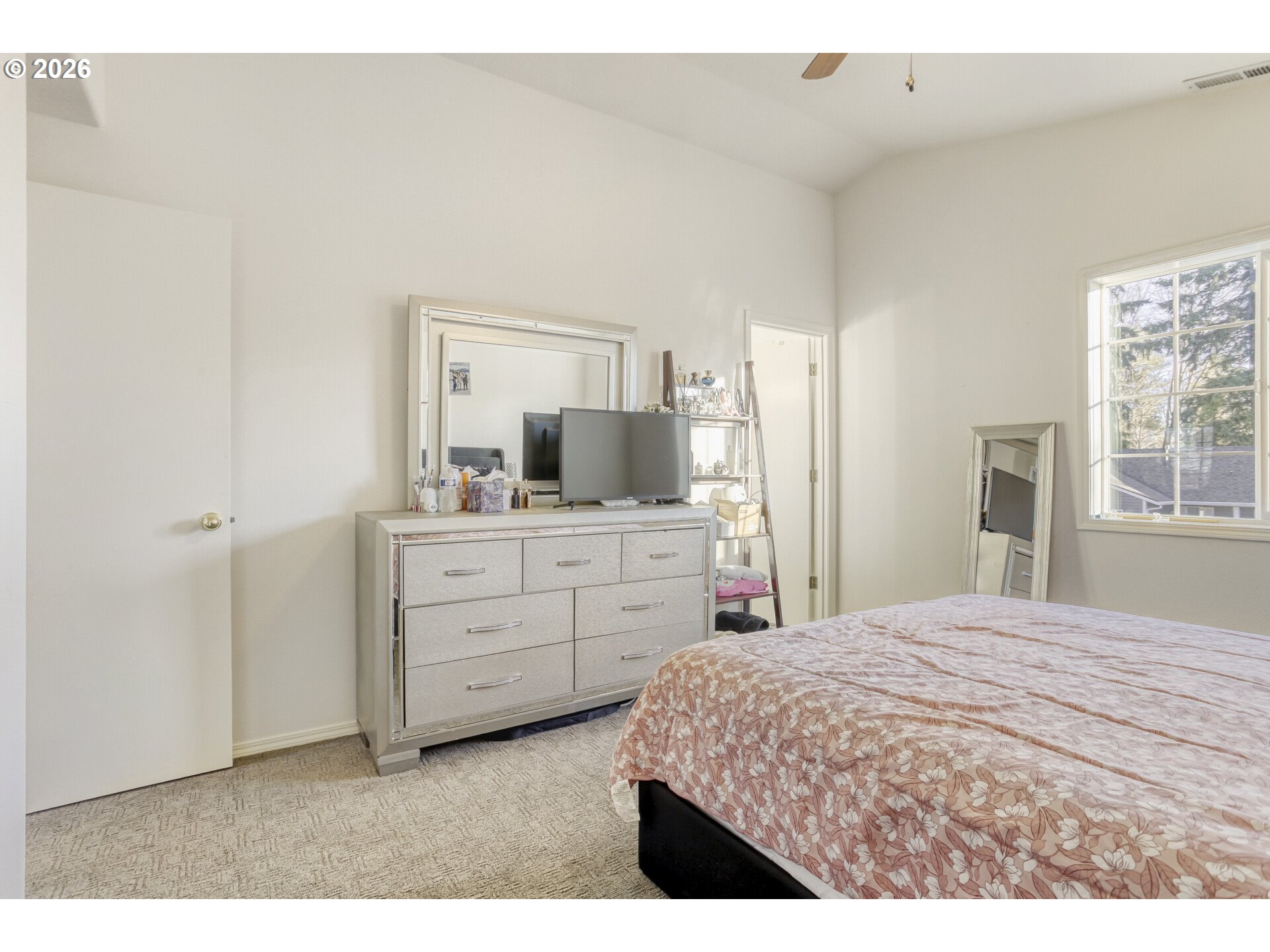 19039 Southwest Pike Lane Beaverton, OR 97078 - Photo 15 of 29 Bedroom, Owner's Suite