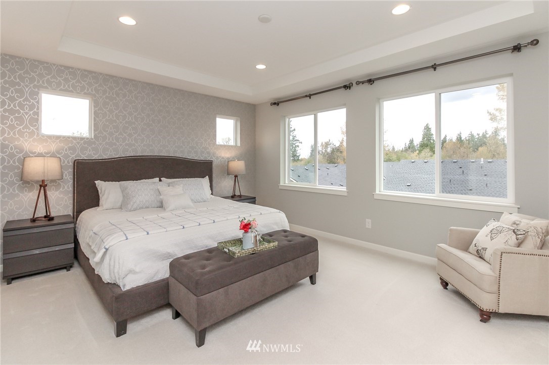 5516 Northeast 8th Place Renton, WA 98059 - Photo 15 of 26 Gallery Image 15