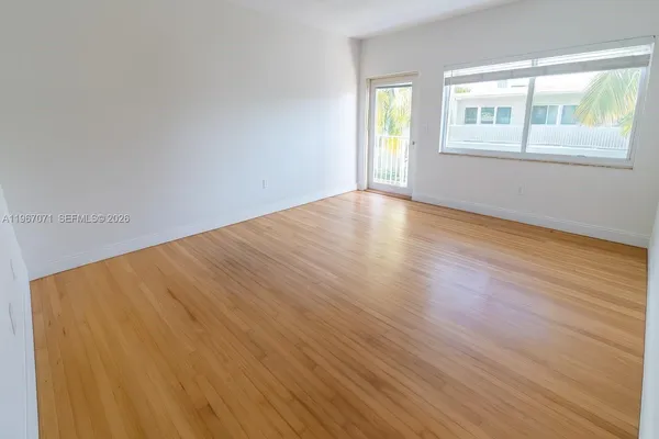 $1,900 | 7207 Bay Drive, Unit 19, Miami Beach, FL 33141