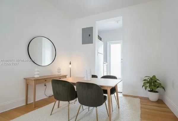 $1,900 | 7207 Bay Drive, Unit 19, Miami Beach, FL 33141