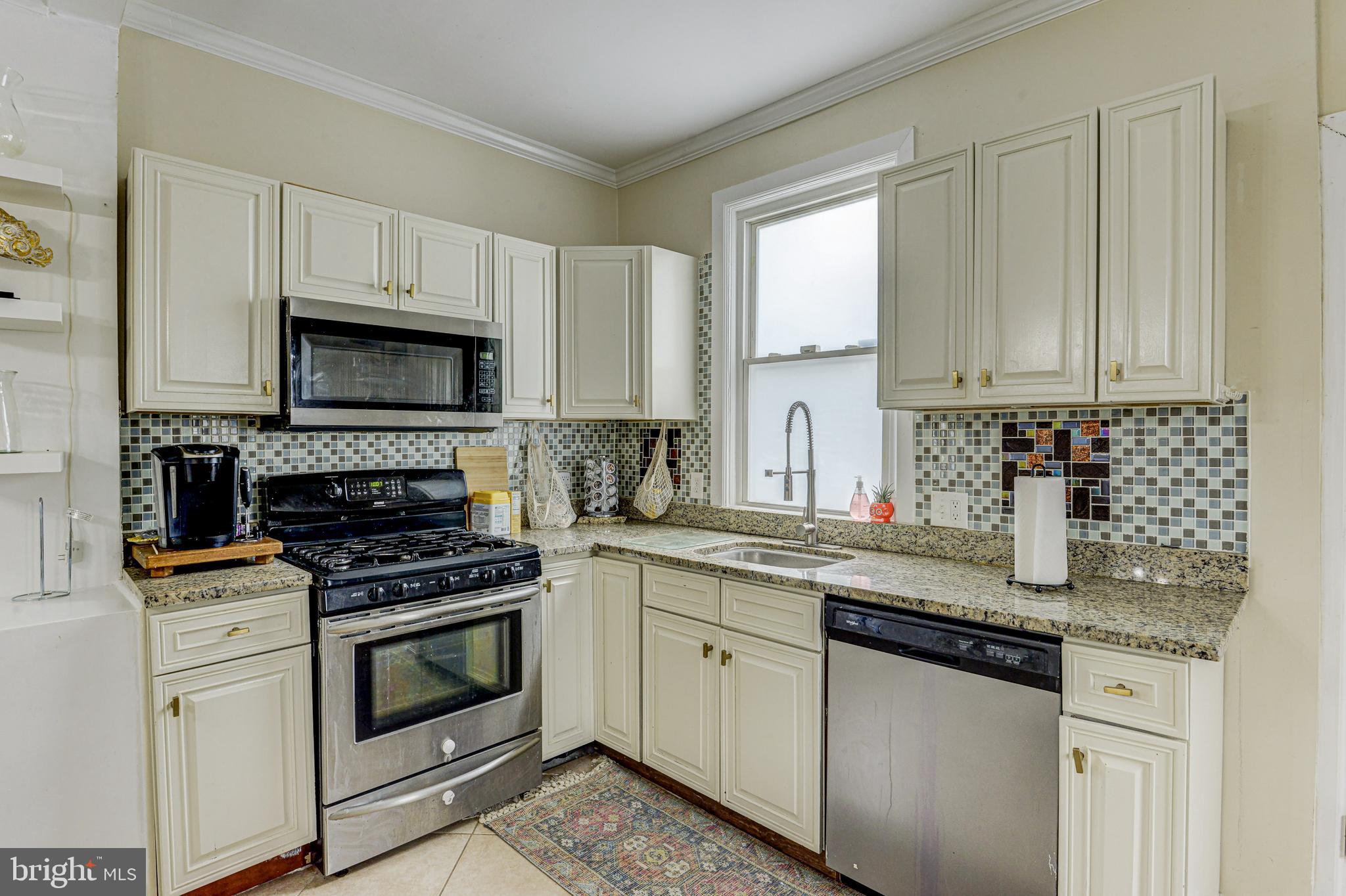 4436 Raspe Avenue Baltimore, MD 21206 - Photo 15 of 39 Gallery Image 15