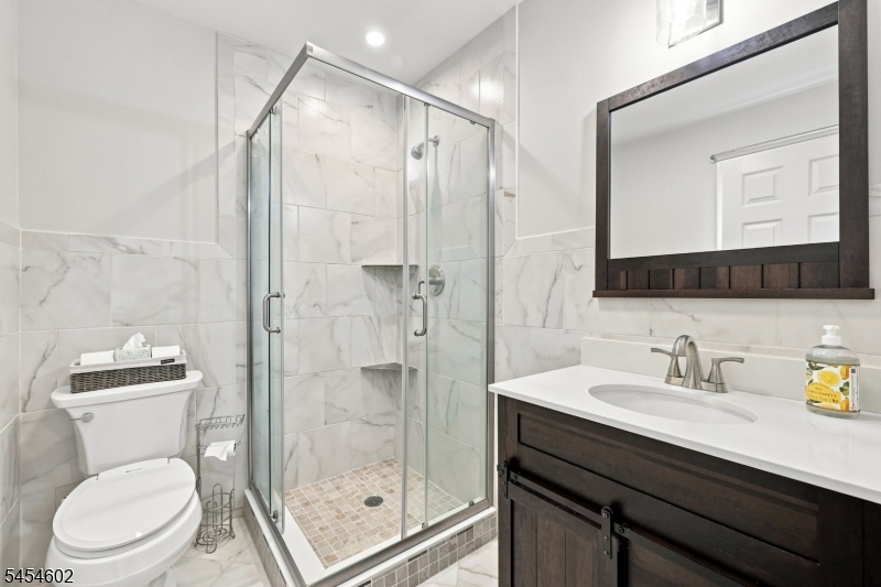 5 Old Farmers Road Long Valley, NJ 07853 - Photo 17 of 50 Gallery Image 17