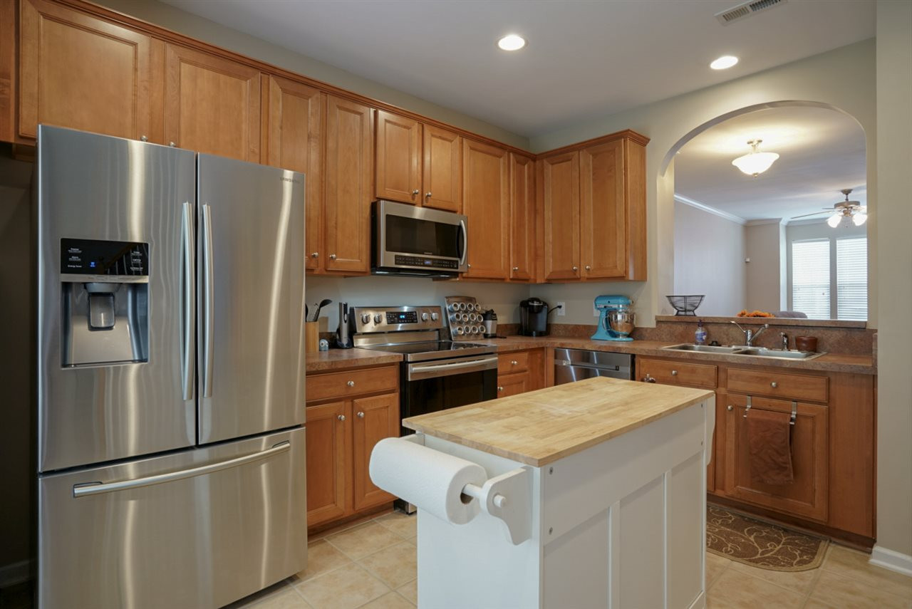 4403 Sugarbend Way Raleigh, NC 27606 - Photo 4 of 14 Photo 4