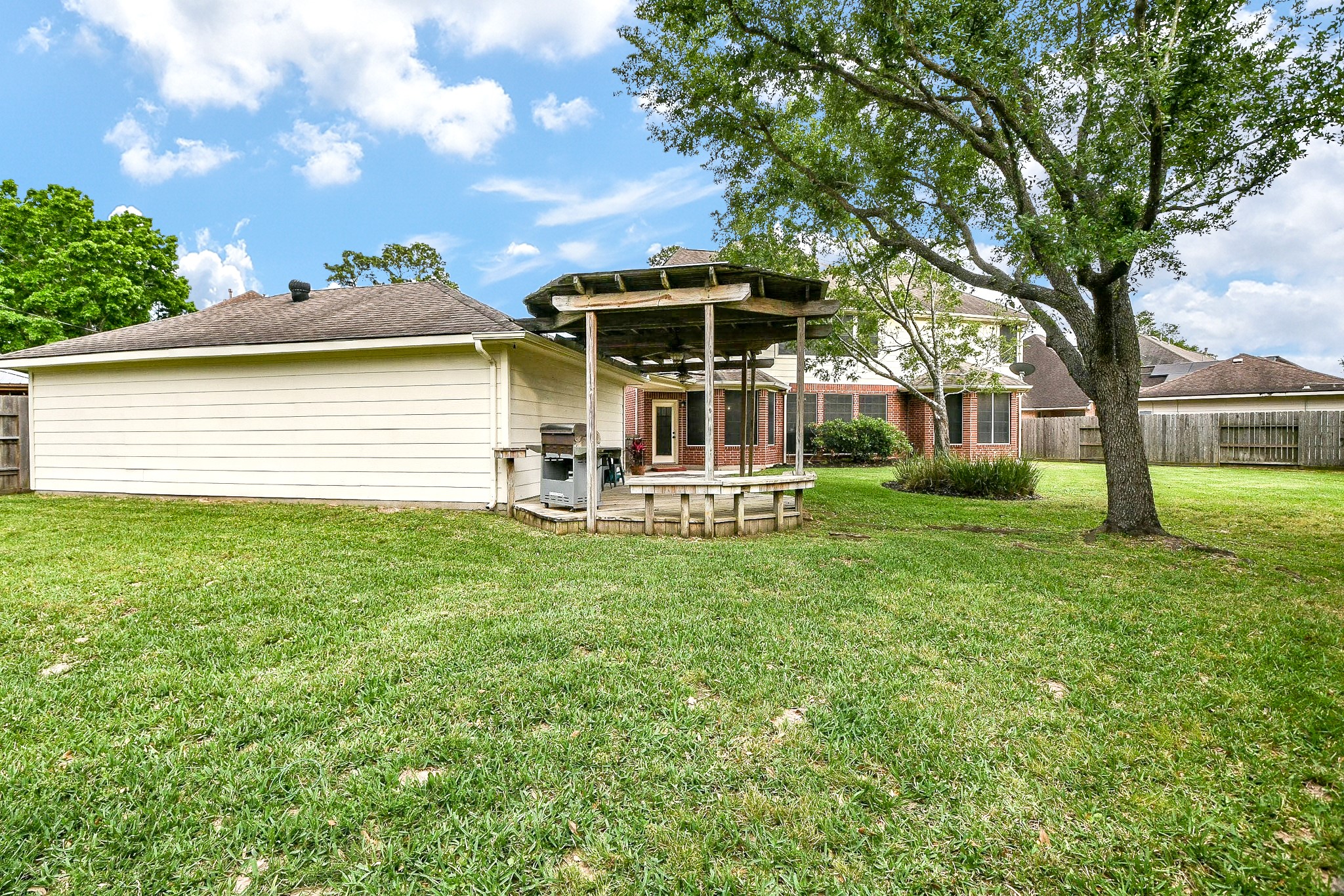20423 Forest Drive Spring, TX 77388 - Photo 44 of 49 Another view of the large backyard.