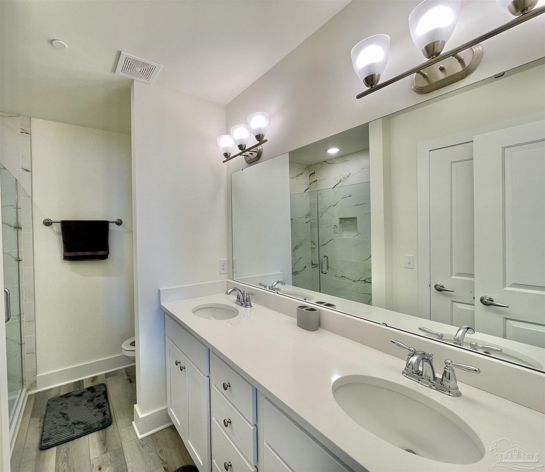 16138 Innerarity Point Road Pensacola, FL 32507 - Photo 20 of 34 Gallery Image 20