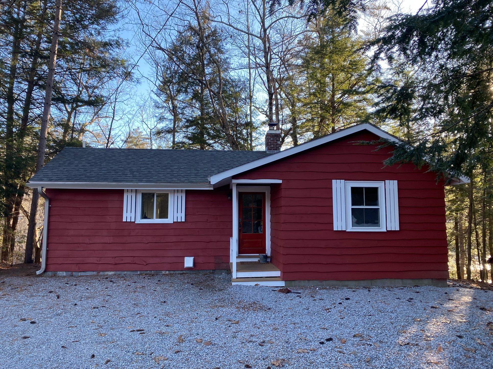 552 Battle Street Webster, NH 03303 - Photo 2 of 33