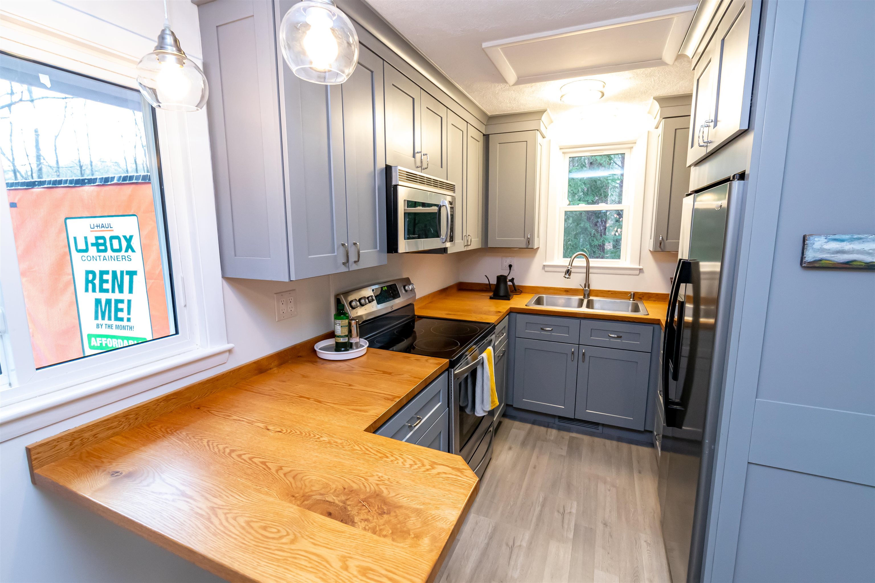 552 Battle Street Webster, NH 03303 - Photo 3 of 33