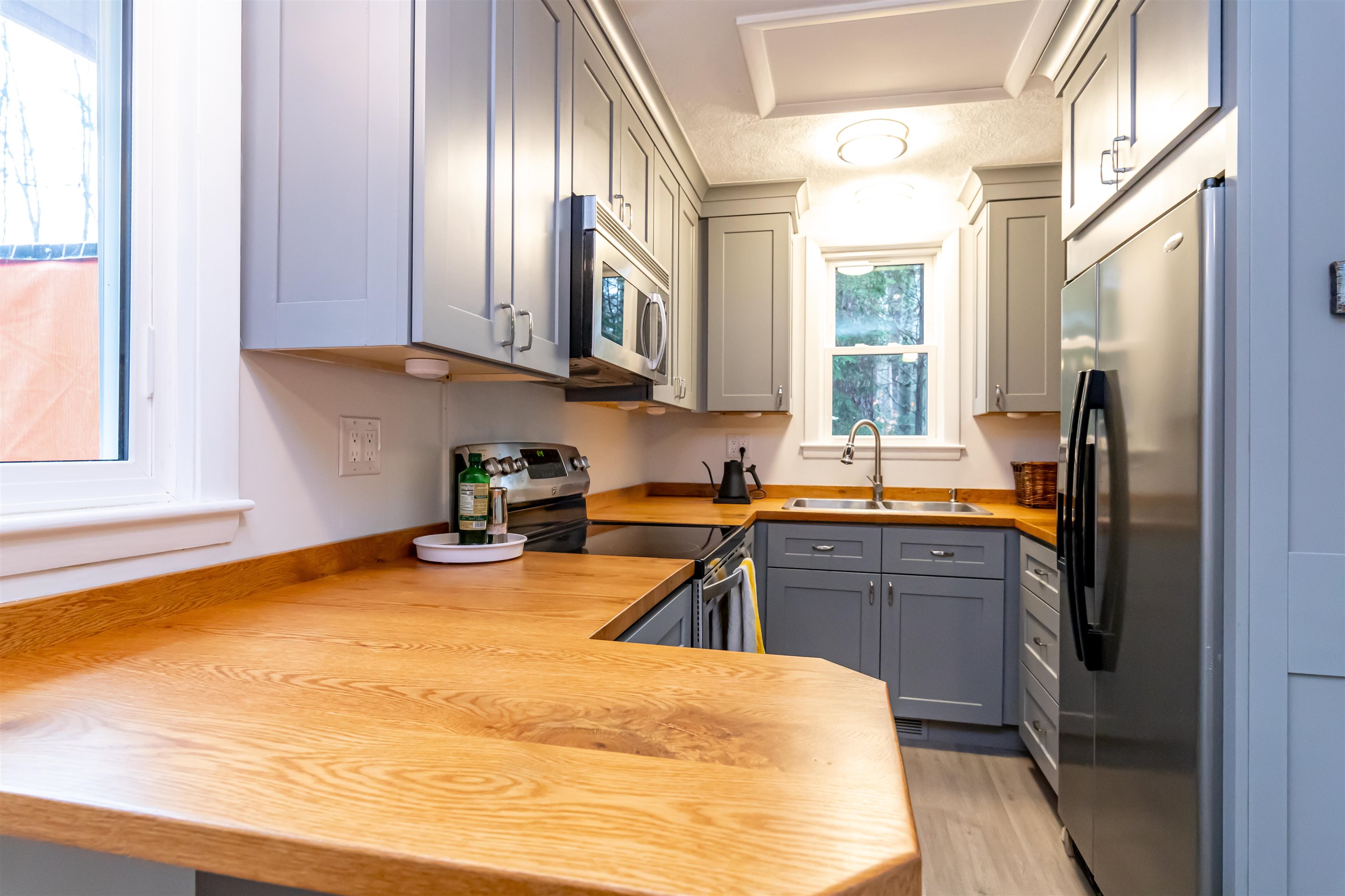 552 Battle Street Webster, NH 03303 - Photo 4 of 33