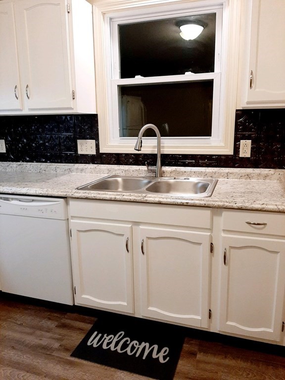 3003 Prospect Street Palmer, MA 01009 - Photo 5 of 11 Gallery Image 5