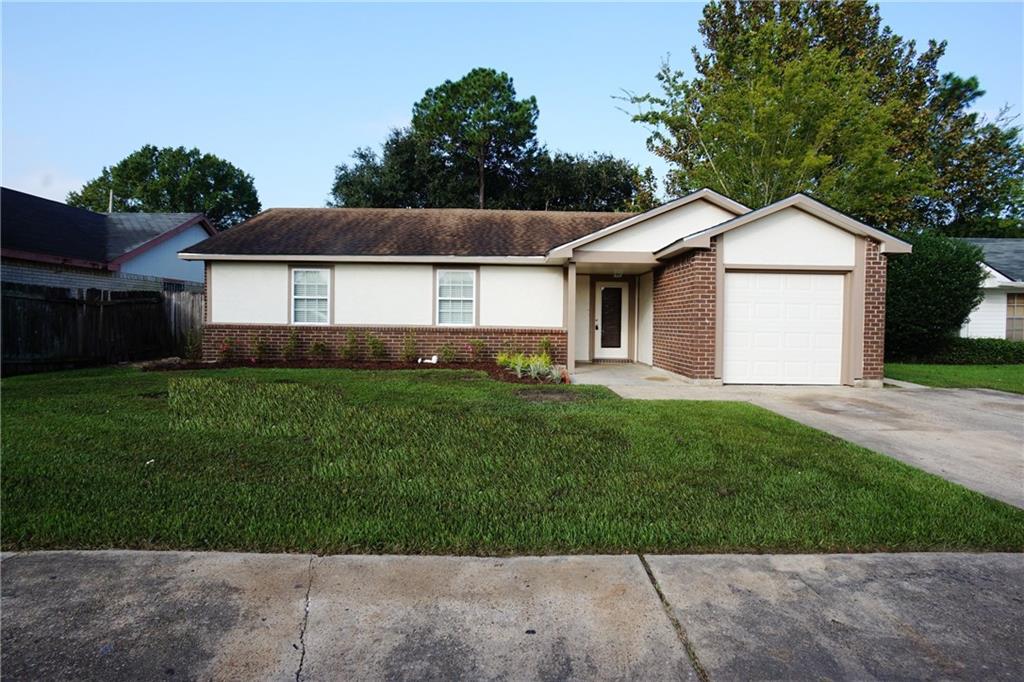 1113 North Sugar Ridge Road Laplace, LA 70068 - Photo 1 of 10 Gallery Image 1