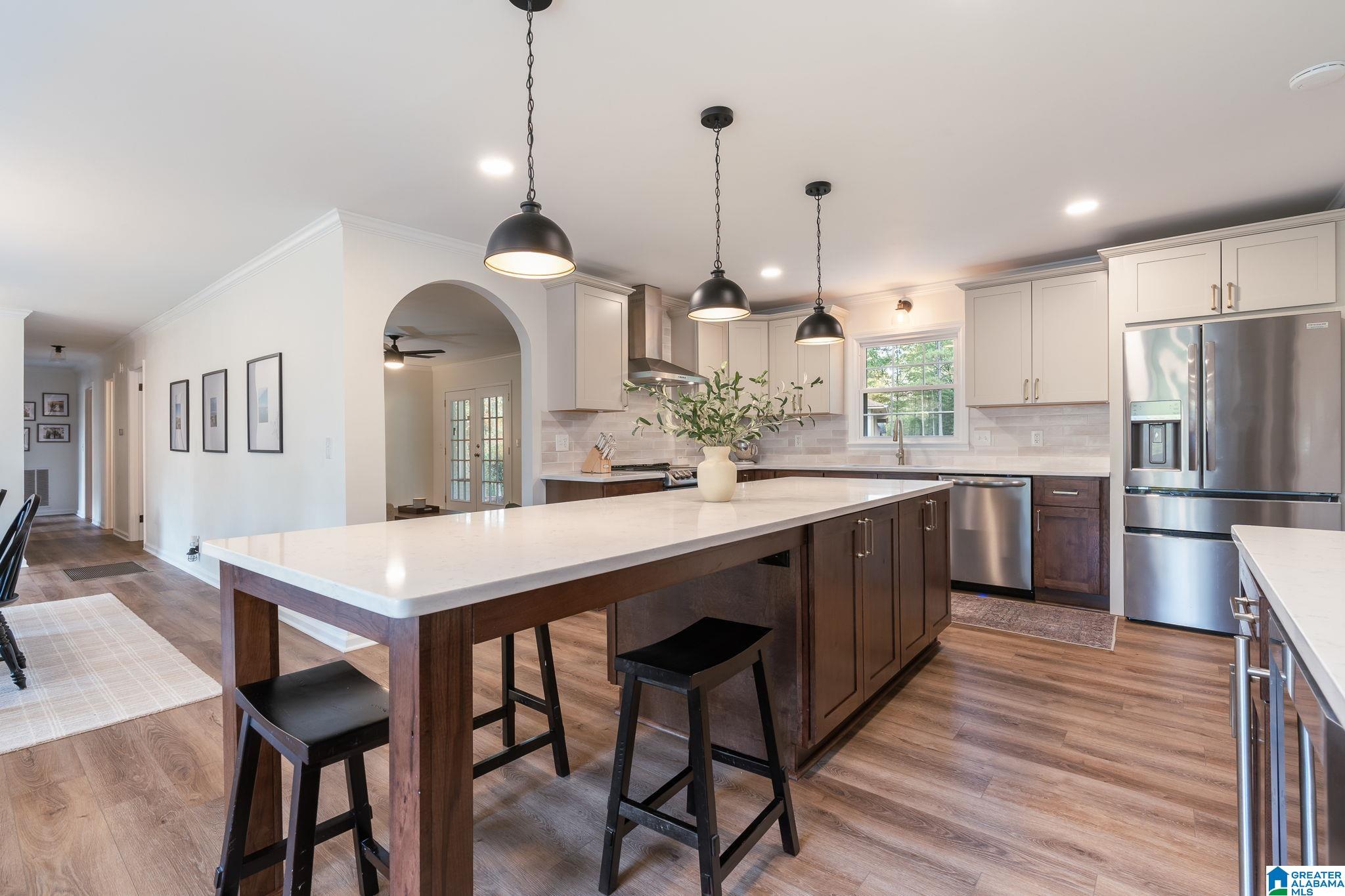 905 Old Grants Mill Road Birmingham, AL 35210 - Photo 7 of 57