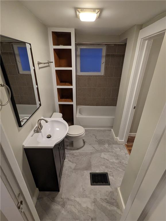 2113 Orchard Street Homestead, PA 15120 - Photo 29 of 32