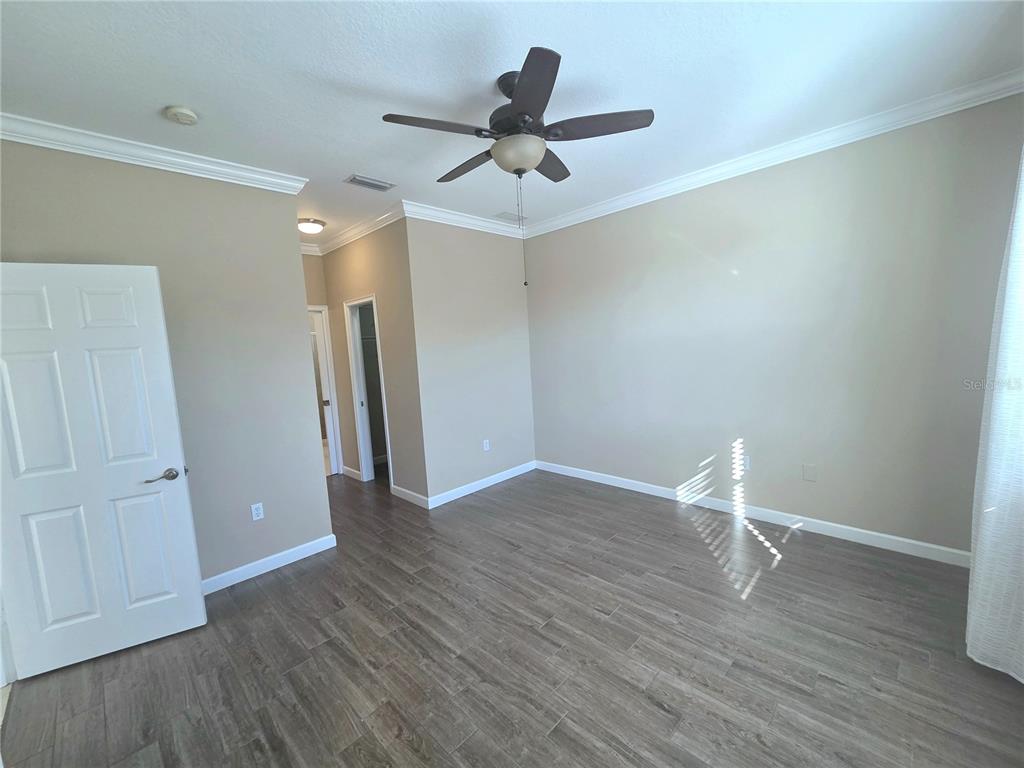 2898 Ashton Road Sarasota, FL 34231 - Photo 12 of 29