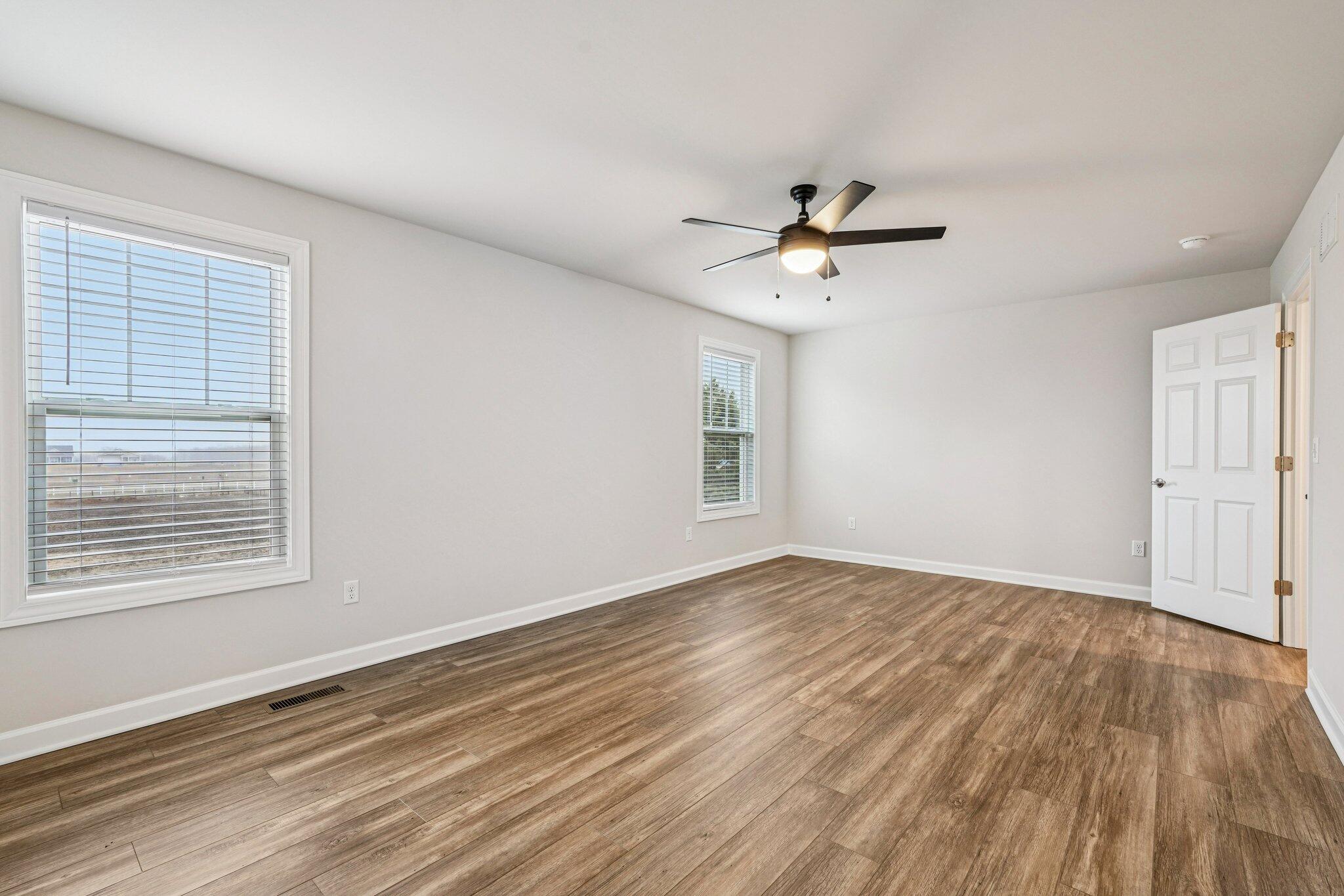 3916 County F Highway Delavan, WI 53115 - Photo 28 of 49 3916 Peachtree Farmhouse IMAGES MLS (32