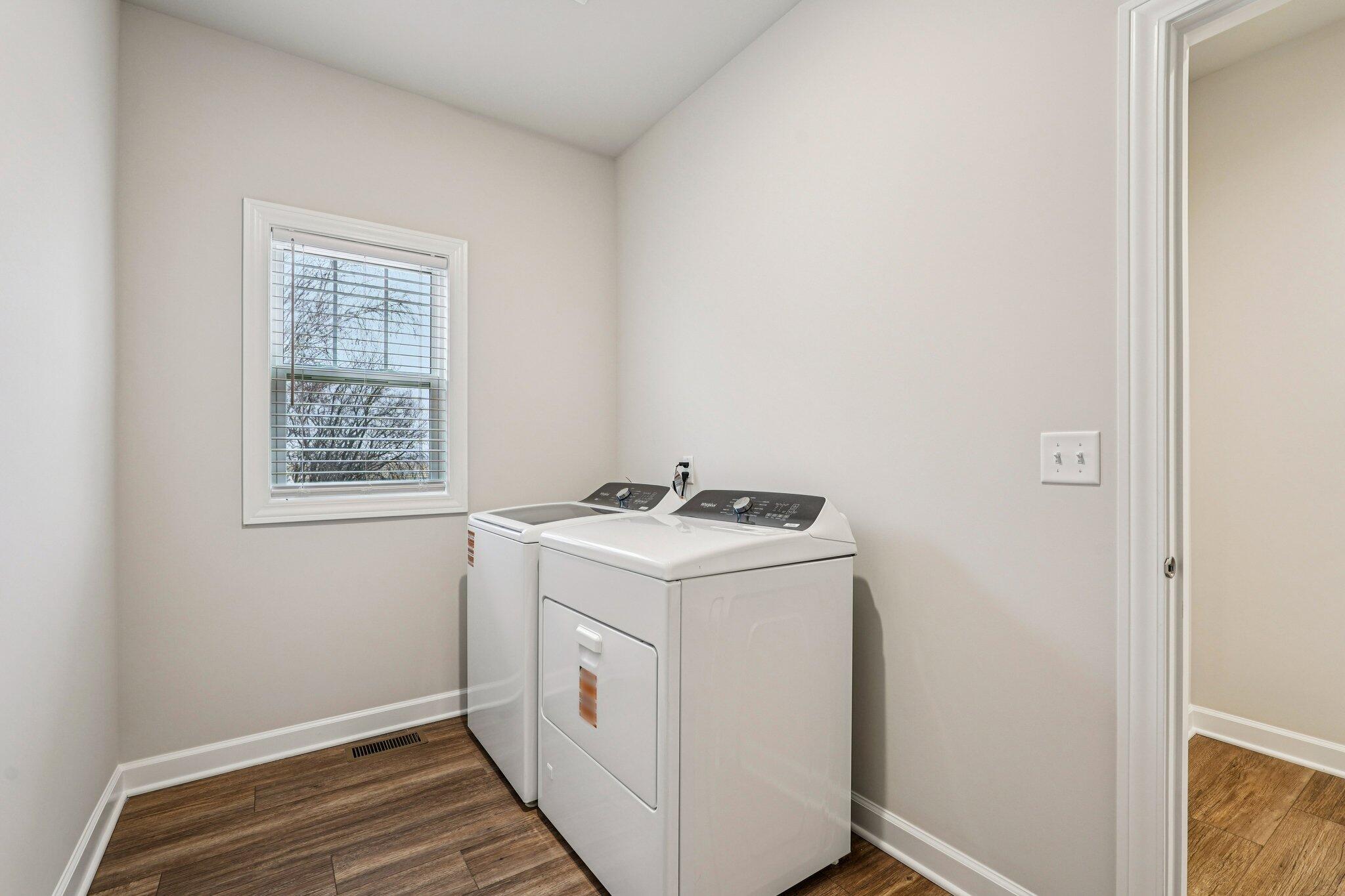 3916 County F Highway Delavan, WI 53115 - Photo 31 of 49 3916 Peachtree Farmhouse IMAGES MLS (35