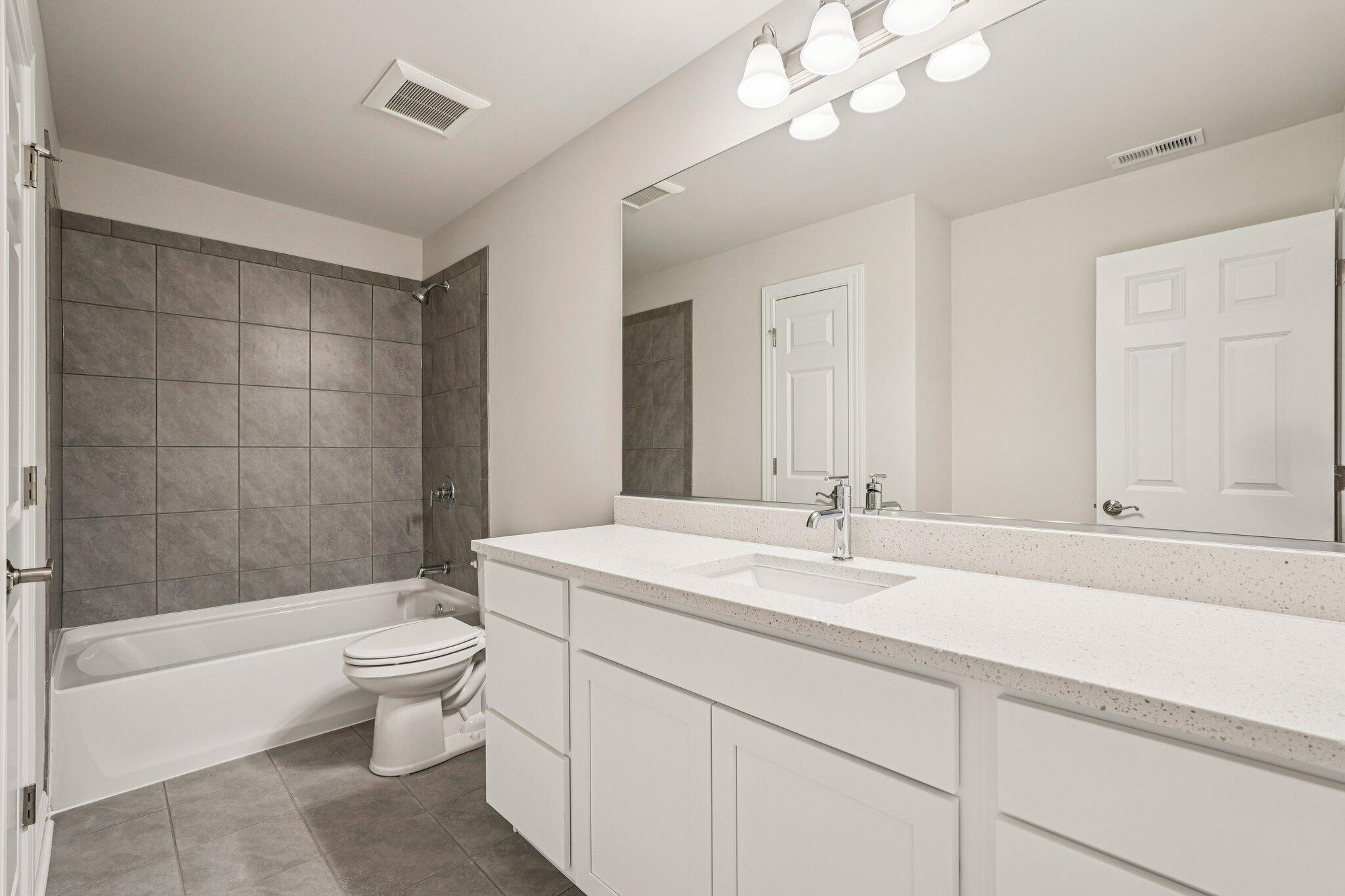 3916 County F Highway Delavan, WI 53115 - Photo 38 of 49 3916 Peachtree Farmhouse IMAGES MLS (44