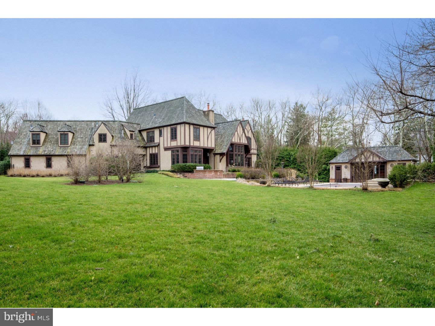 1028 North Spring Mill Road Villanova, PA 19085 - Photo 4 of 25