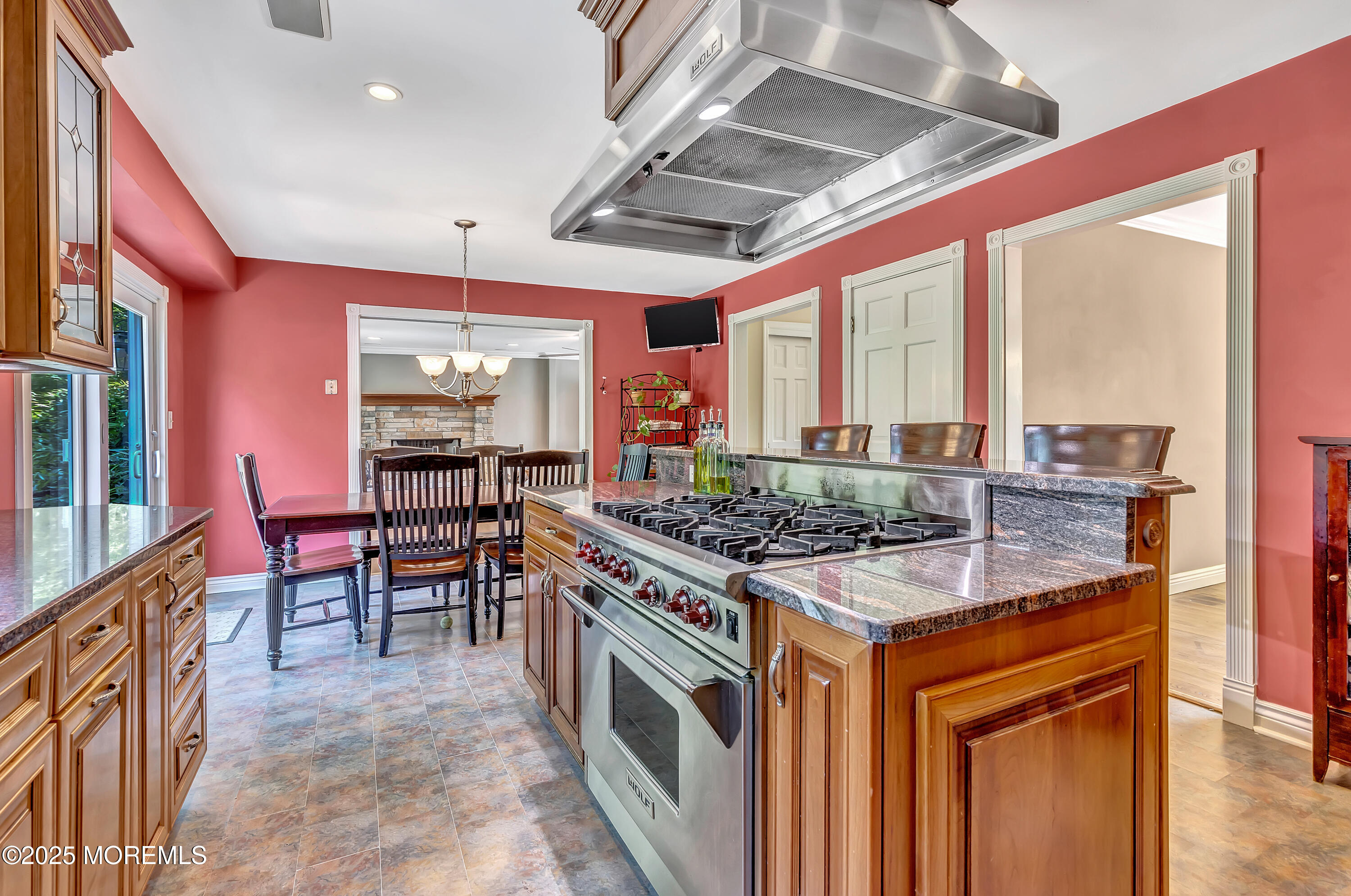 339 Ueland Road Red Bank, NJ 07701 - Photo 21 of 46 020