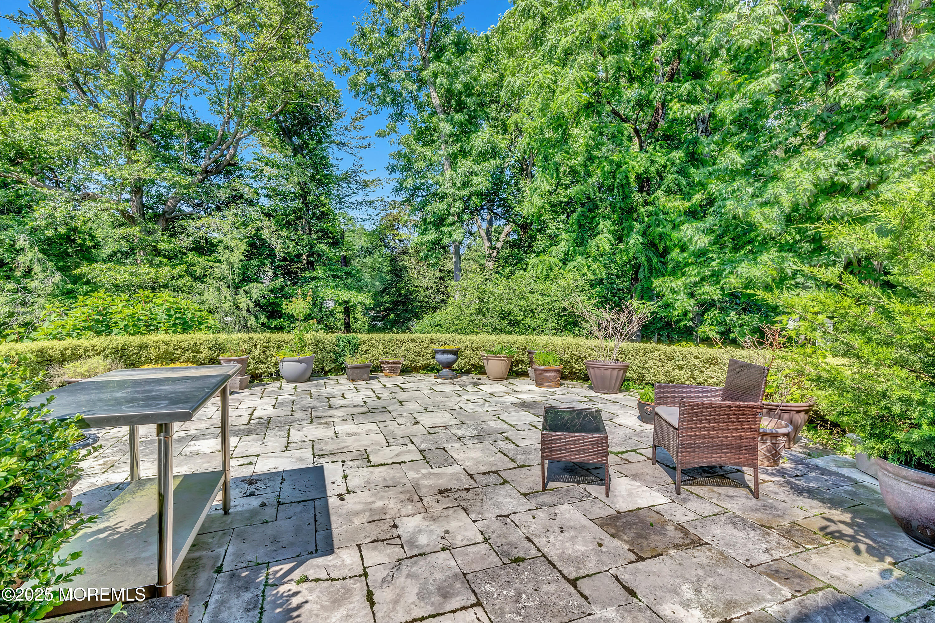 339 Ueland Road Red Bank, NJ 07701 - Photo 40 of 46 039