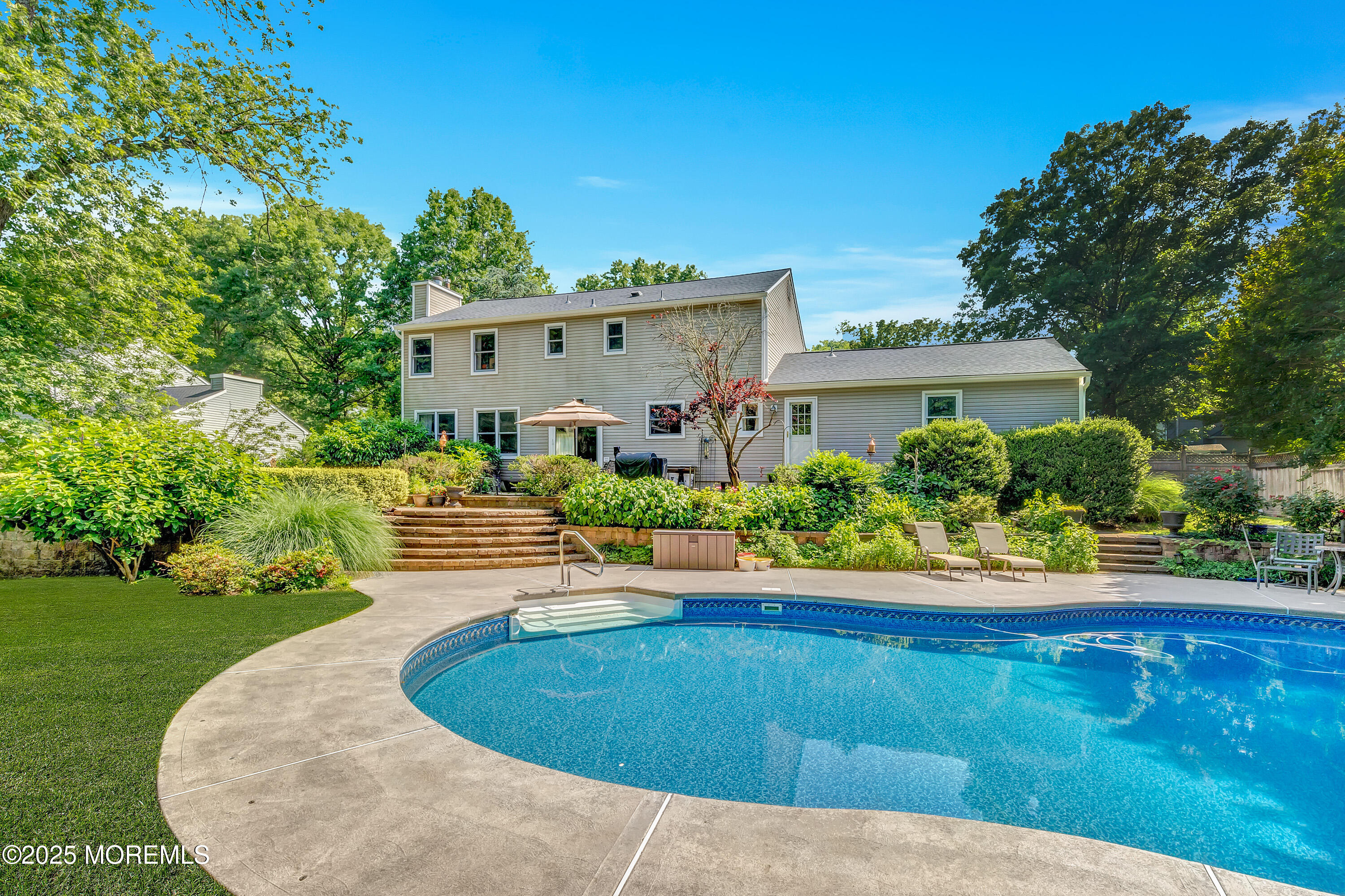 339 Ueland Road Red Bank, NJ 07701 - Photo 44 of 46 044