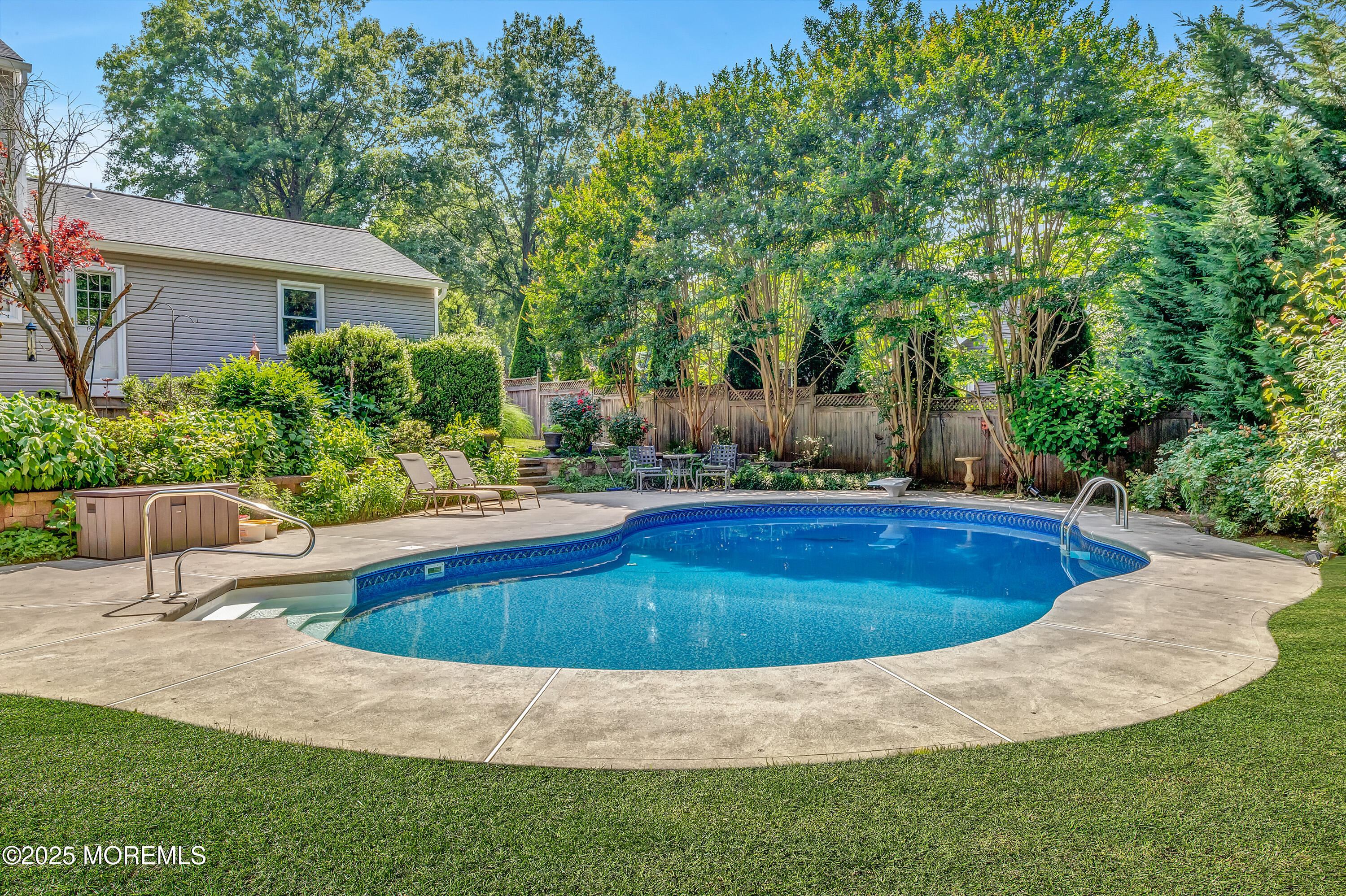 339 Ueland Road Red Bank, NJ 07701 - Photo 45 of 46 045