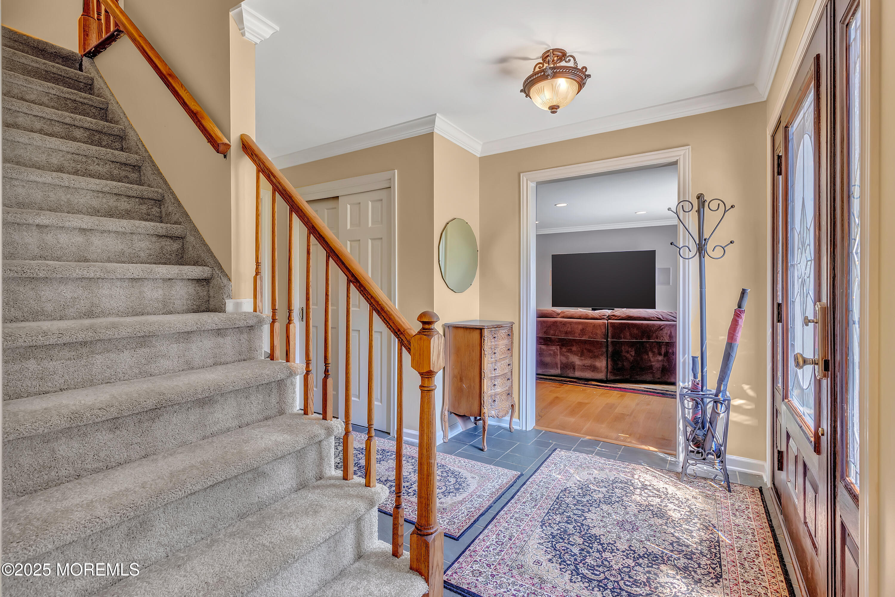 339 Ueland Road Red Bank, NJ 07701 - Photo 8 of 46 007
