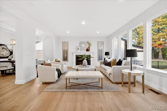 $679,900 | 354 Healthy Way, St. Charles, MO 63304