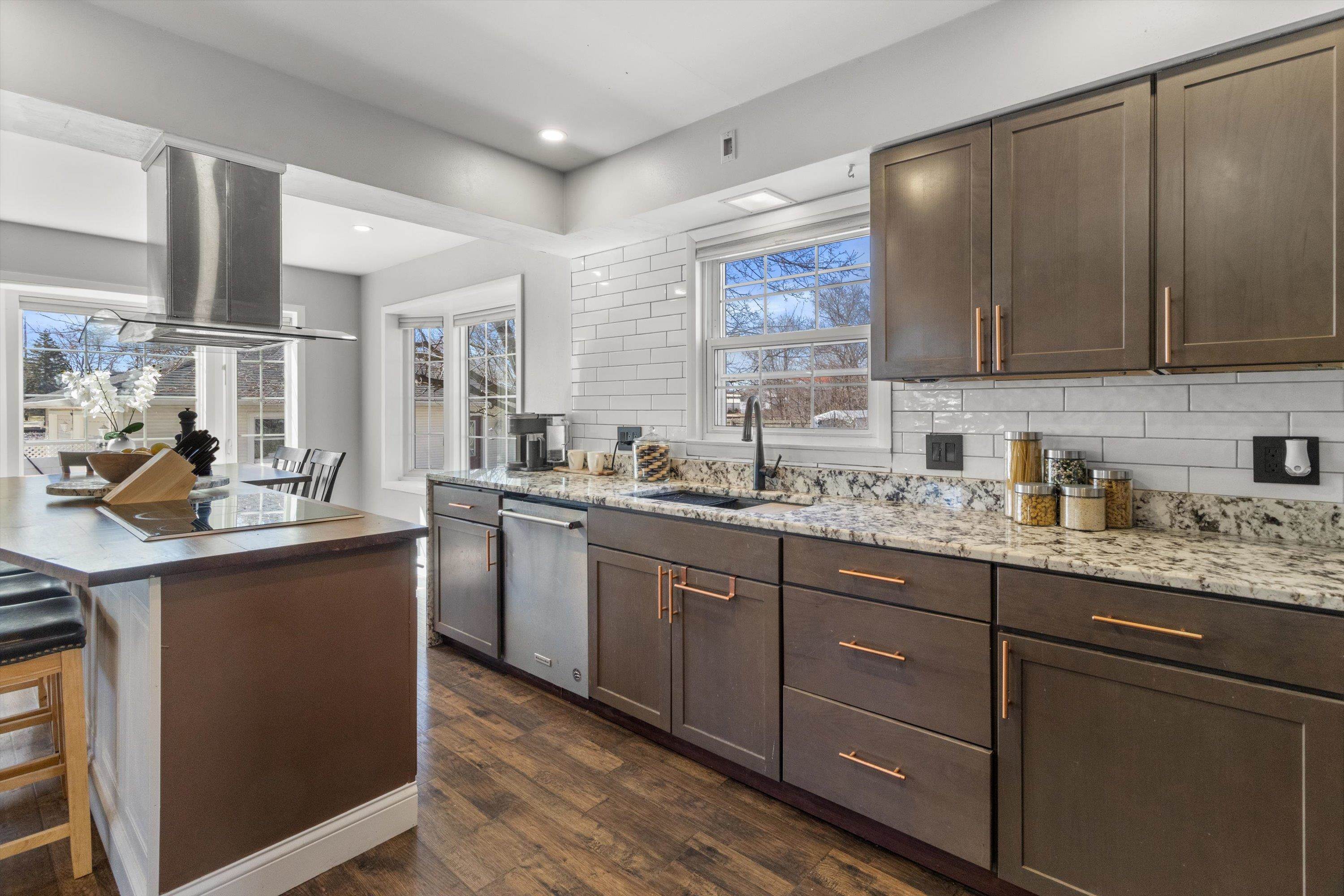 602 East Exchange Street Brodhead, WI 53520 - Photo 2 of 34