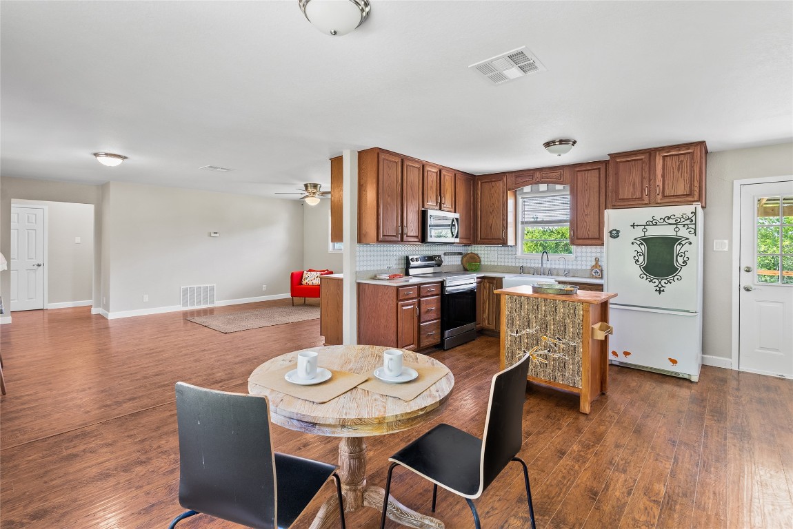 3000 Tract 3 Elgin, TX 78621 - Photo 14 of 37 Dining room and kitchen