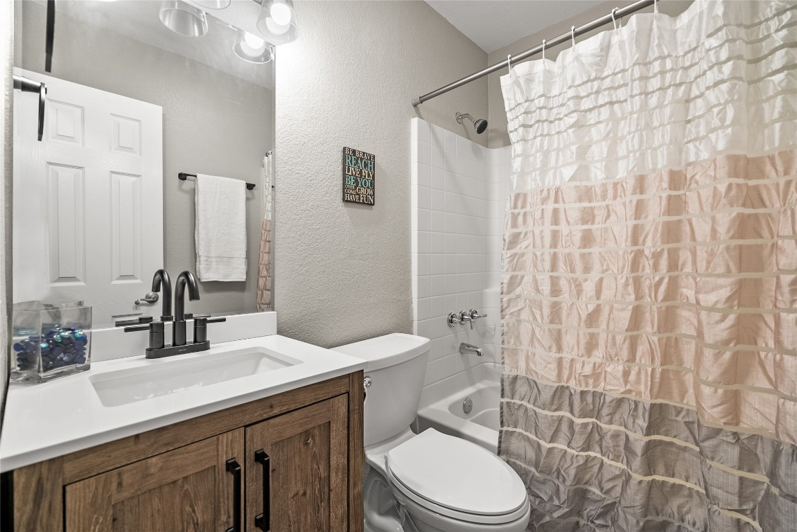 3000 Tract 3 Elgin, TX 78621 - Photo 22 of 37 Bathroom