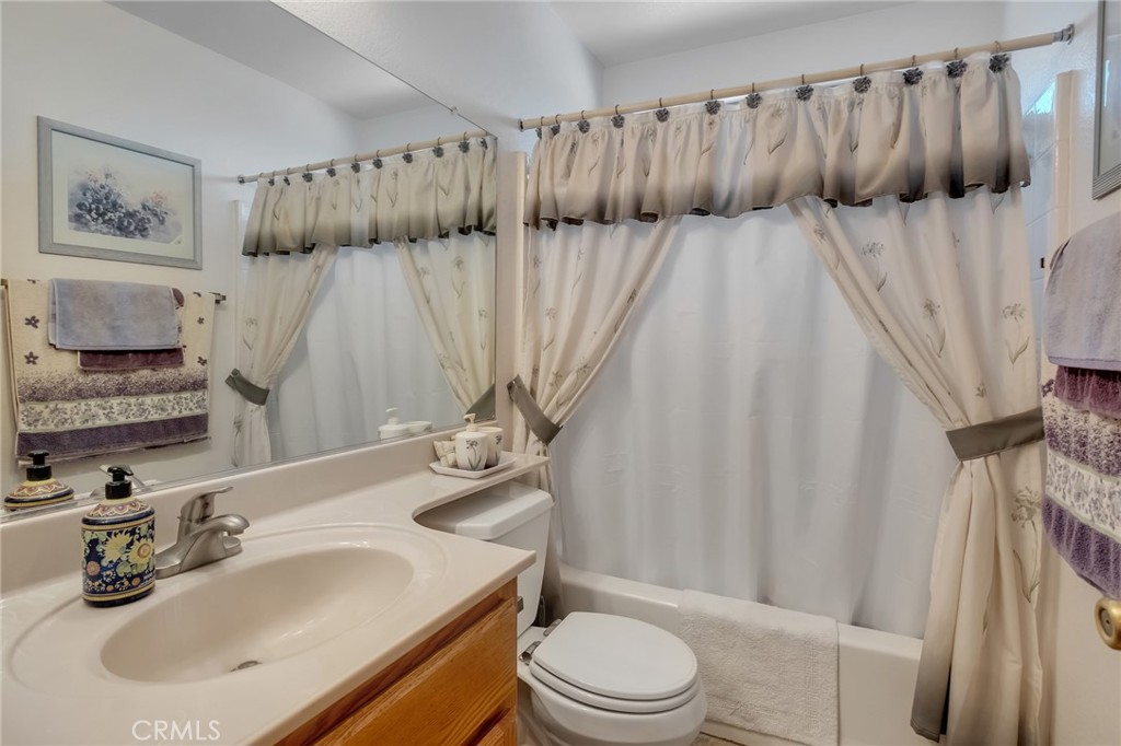 22117 Cholena Road Apple Valley, CA 92307 - Photo 24 of 33