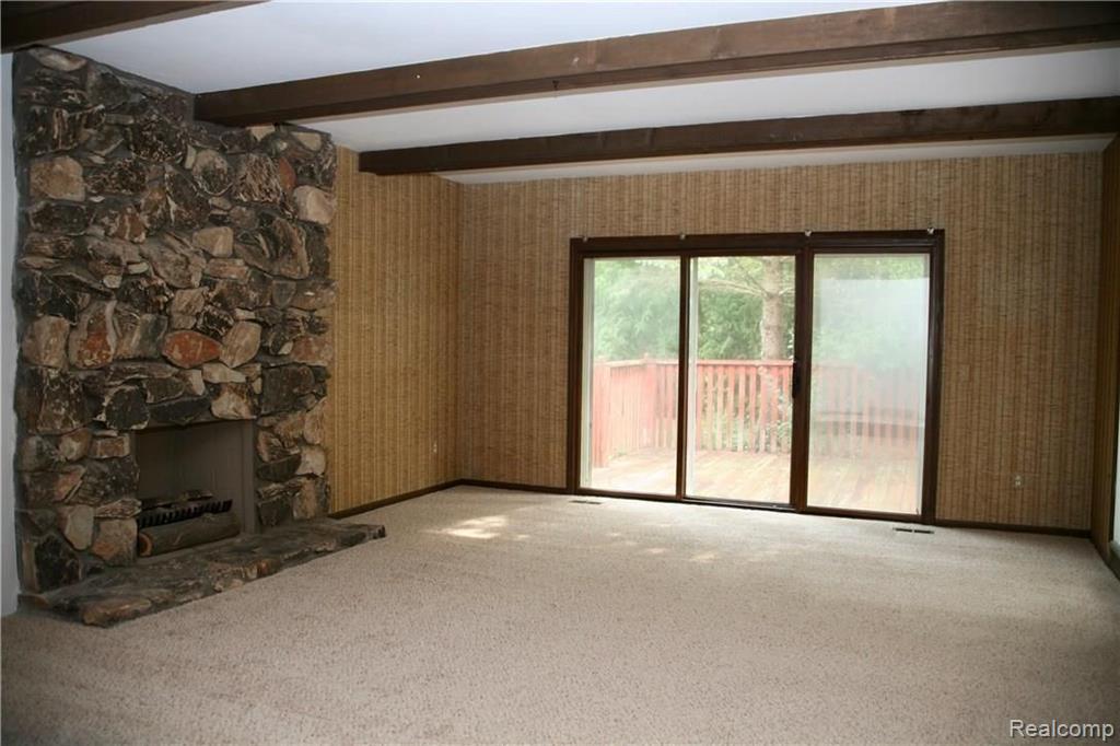 611 Deerfield Court Rochester Hills, MI 48309 - Photo 10 of 16