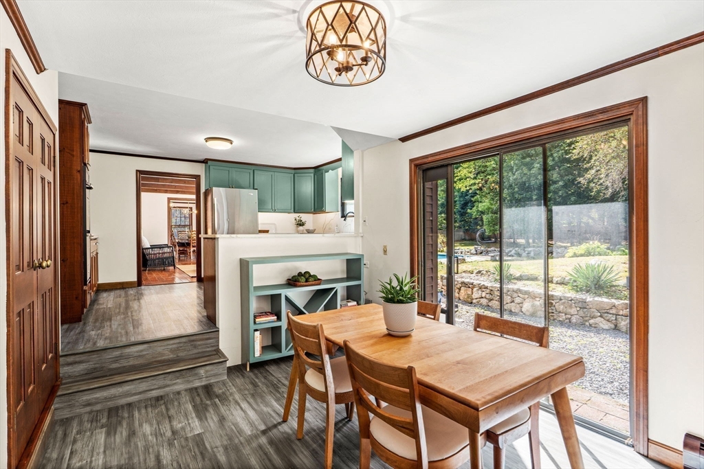 4 Buchan Road Andover, MA 01810 - Photo 9 of 39