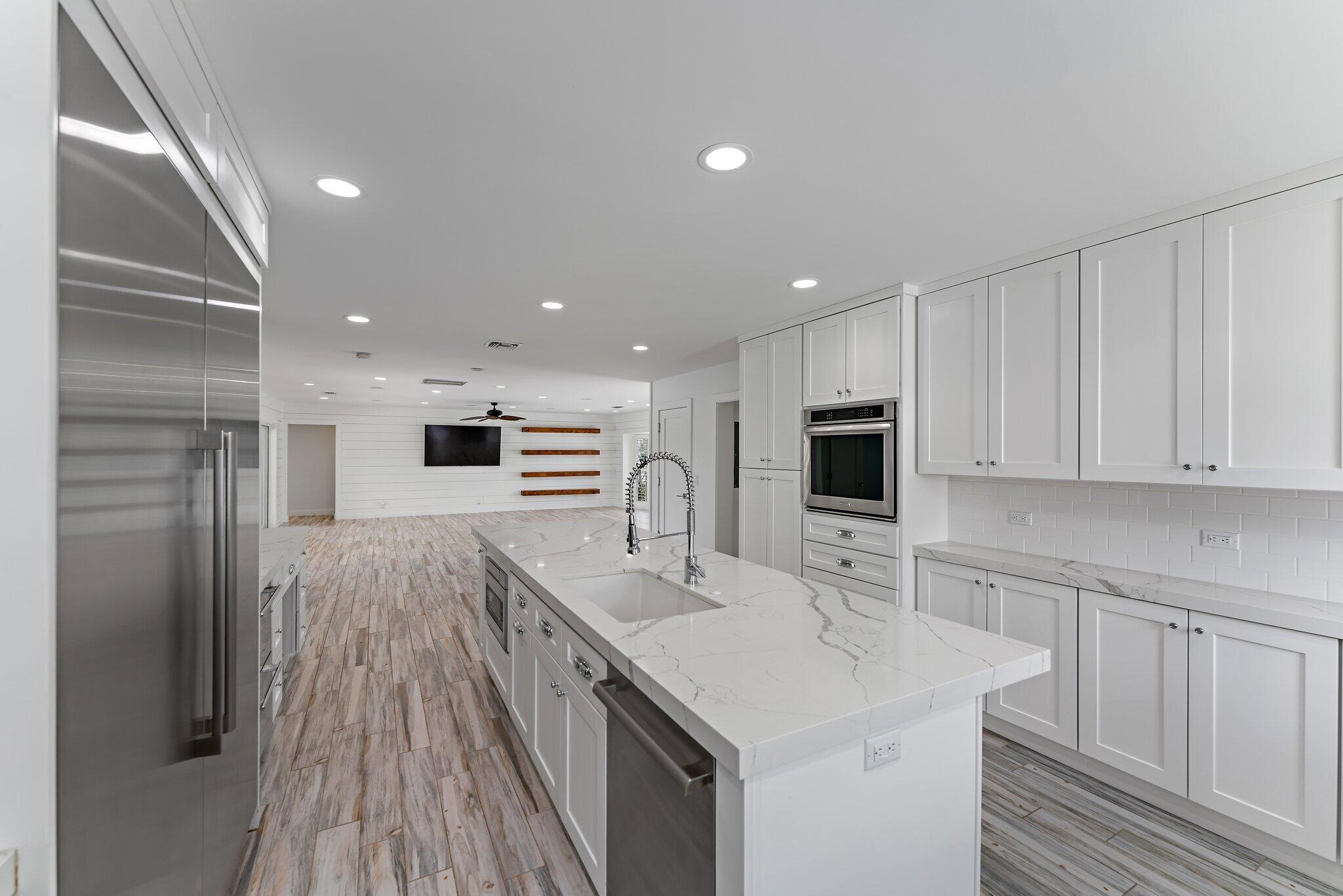 78 Golfview Drive Tequesta, FL 33469 - Photo 17 of 50 019-78GolfviewDr-Jupiter-FL-SMALL