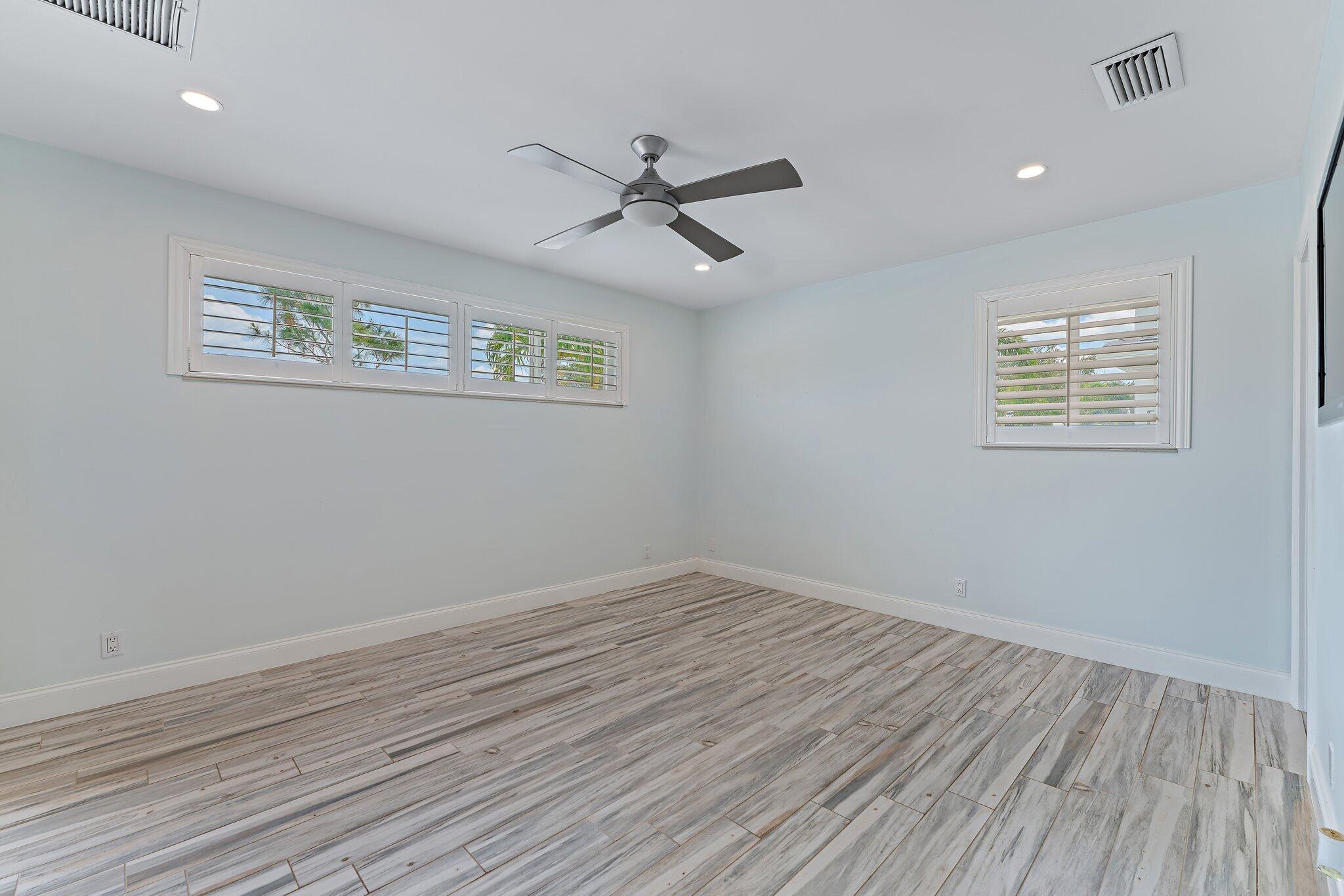 78 Golfview Drive Tequesta, FL 33469 - Photo 31 of 50 033-78GolfviewDr-Jupiter-FL-SMALL