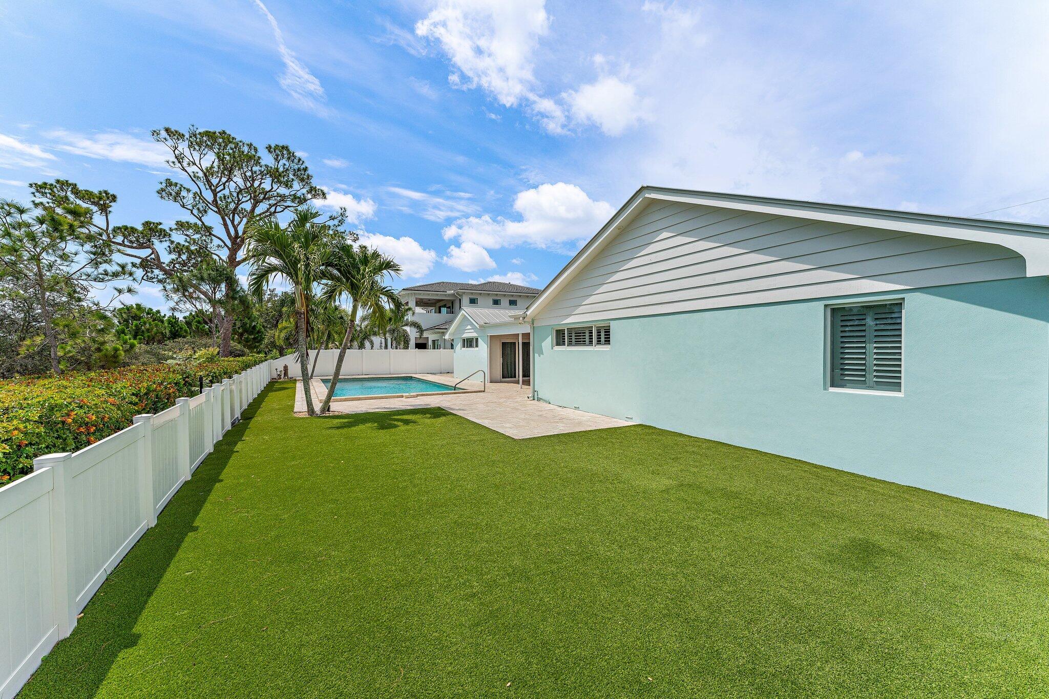 78 Golfview Drive Tequesta, FL 33469 - Photo 41 of 50 046-78GolfviewDr-Jupiter-FL-SMALL