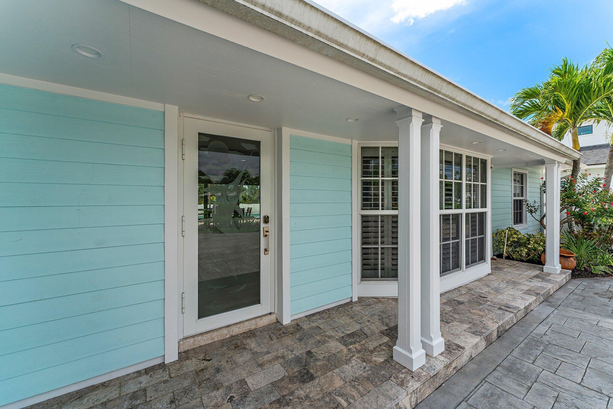 78 Golfview Drive Tequesta, FL 33469 - Photo 6 of 50 007-78GolfviewDr-Jupiter-FL-SMALL