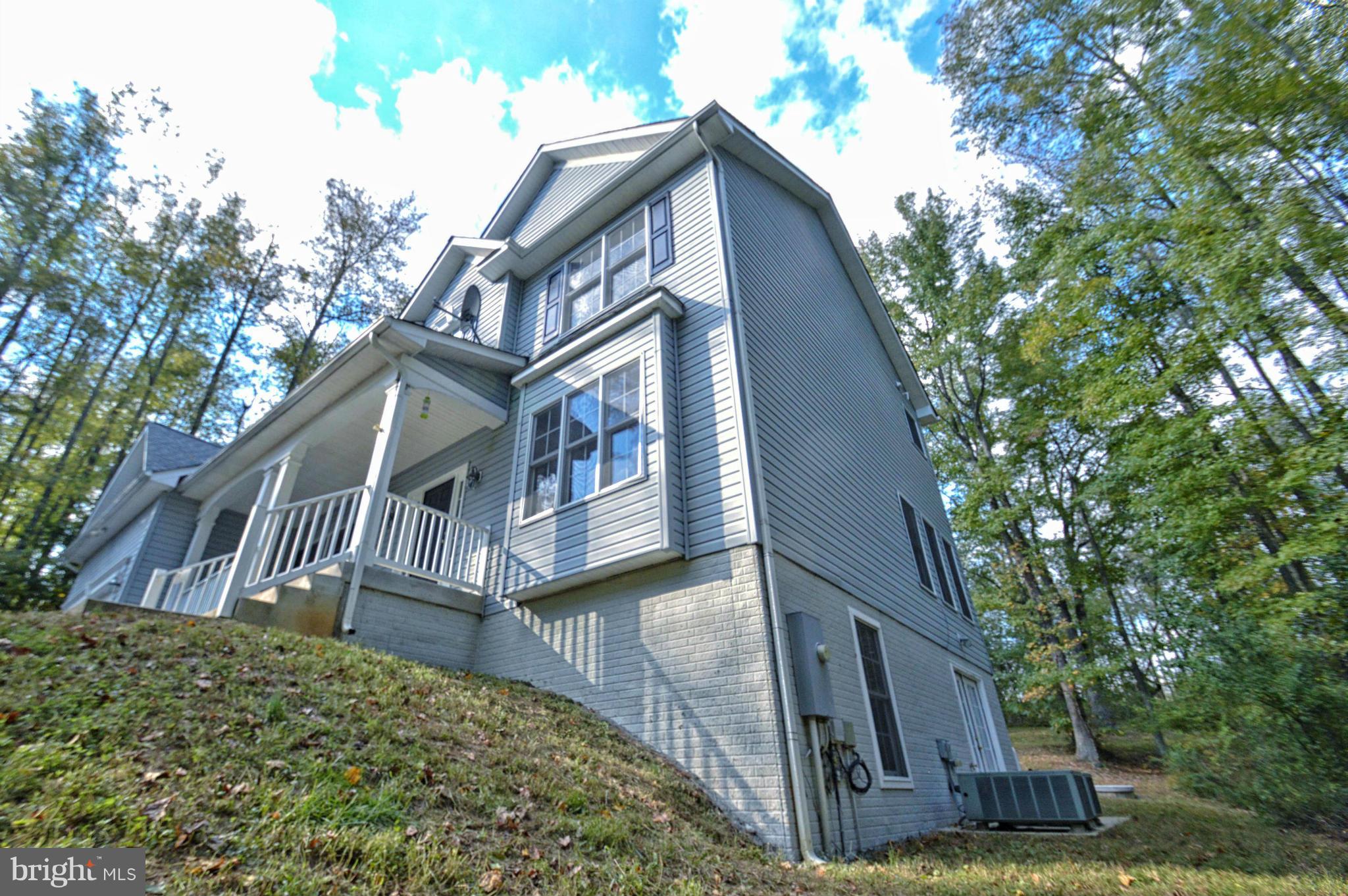 6721 St Pauls Road King George, VA 22485 - Photo 4 of 30 Exterior (Rear)