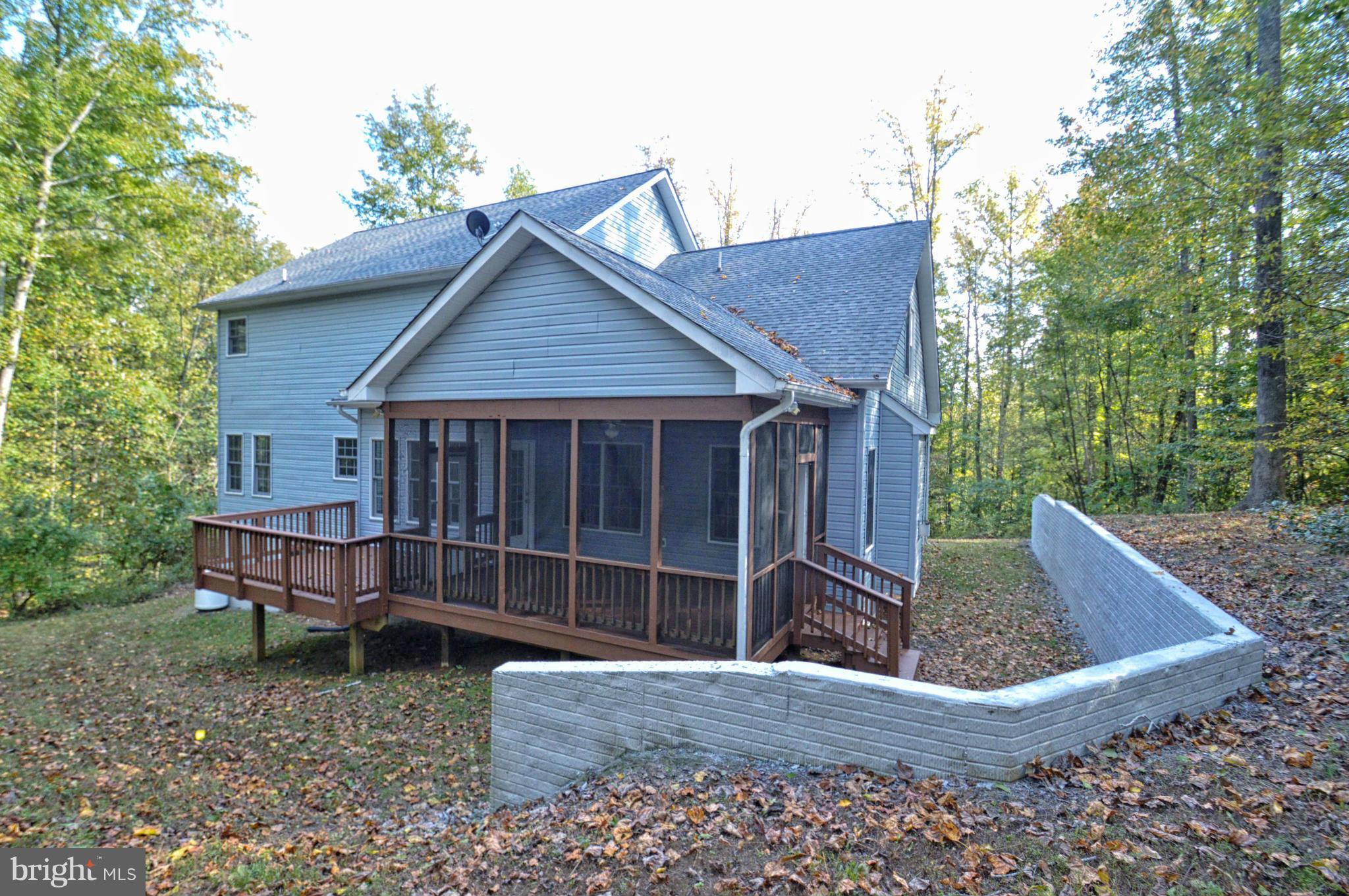 6721 St Pauls Road King George, VA 22485 - Photo 6 of 30 Exterior (Rear)
