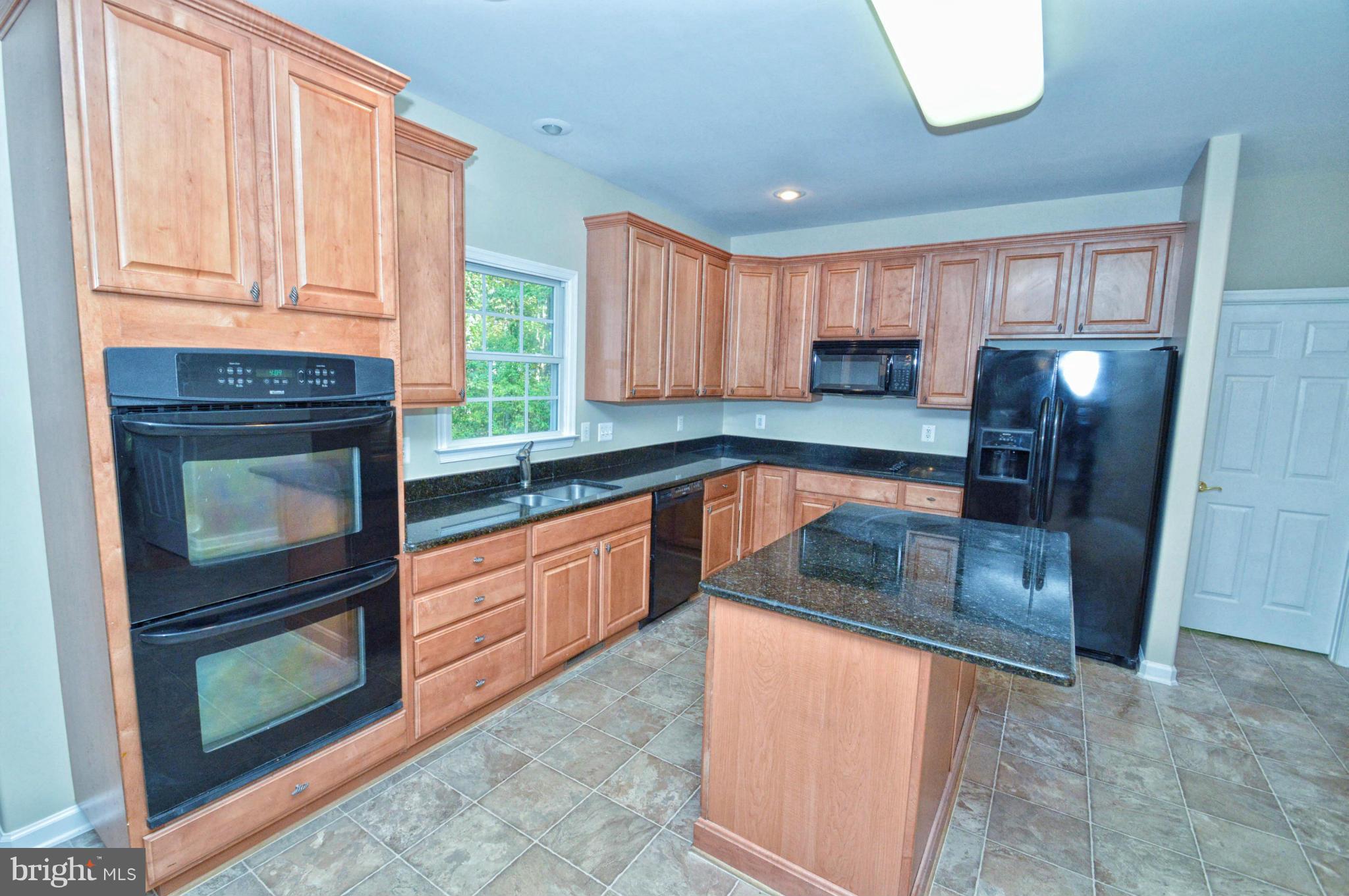 6721 St Pauls Road King George, VA 22485 - Photo 9 of 30 Kitchen