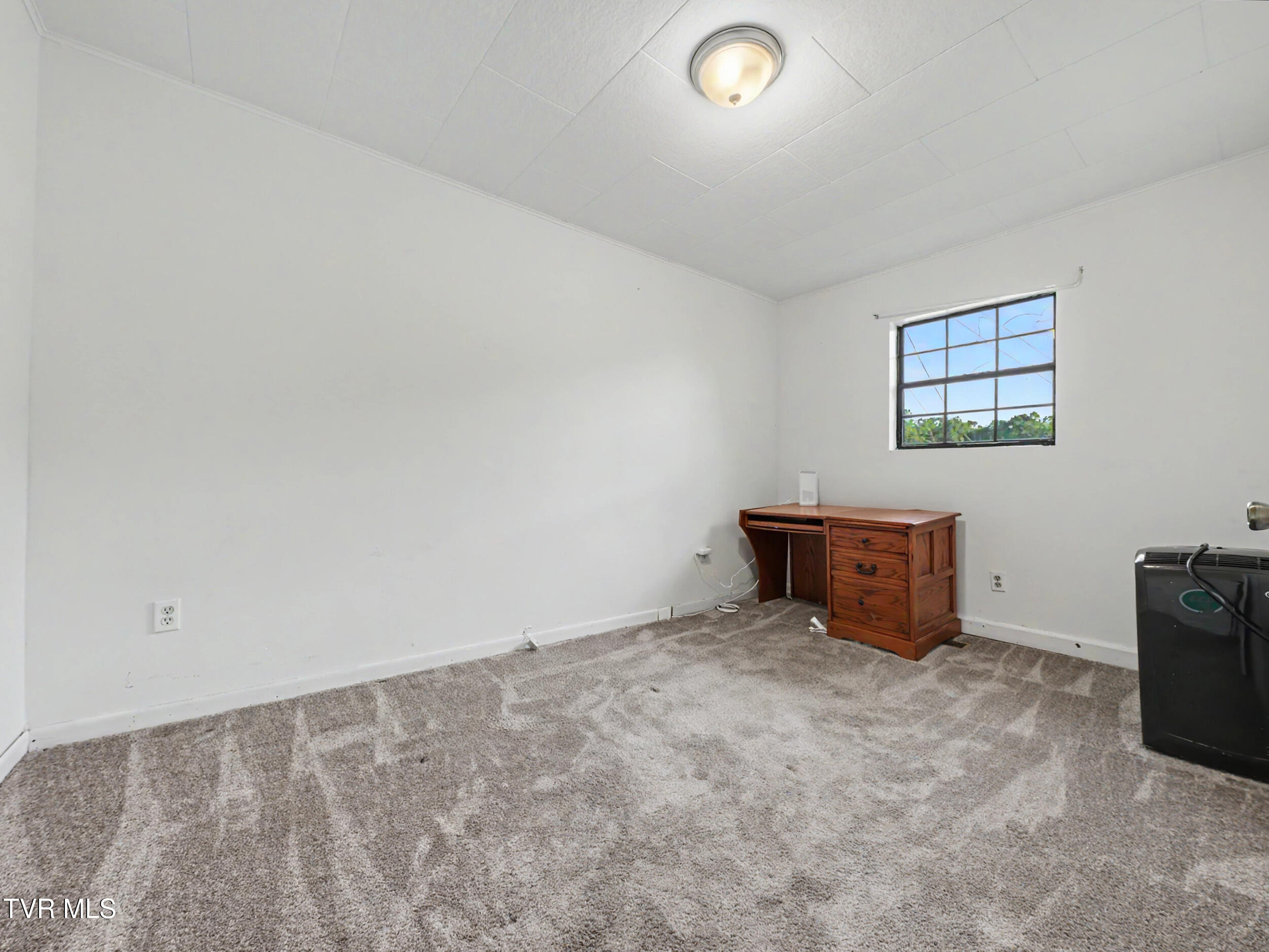 2146 Snodgrass Road New Tazewell, TN 37825 - Photo 10 of 14 11_img_2697