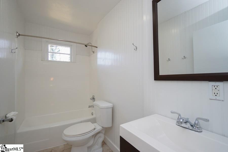 125 Lullwater Road Greenville, SC 29607 - Photo 15 of 27 Gallery Image 15