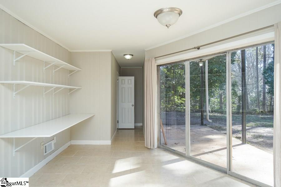 125 Lullwater Road Greenville, SC 29607 - Photo 21 of 27 Gallery Image 21