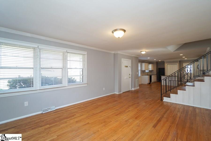 125 Lullwater Road Greenville, SC 29607 - Photo 8 of 27 Gallery Image 8