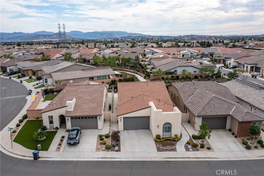 1521 Summerfield Way Beaumont, CA 92223 - Photo 30 of 38