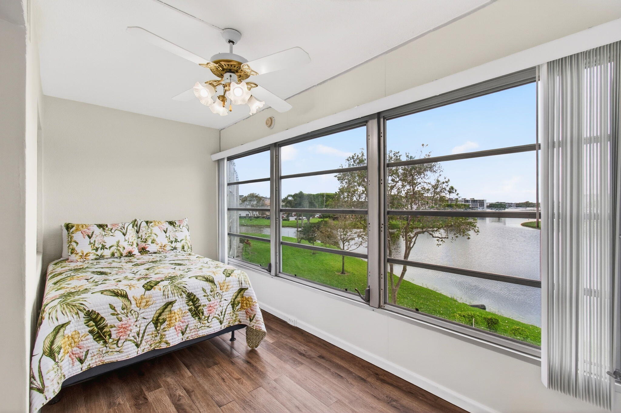 3032 Lincoln B Boca Raton, FL 33434 - Photo 24 of 49 46-web-or-mls-DSC_7203
