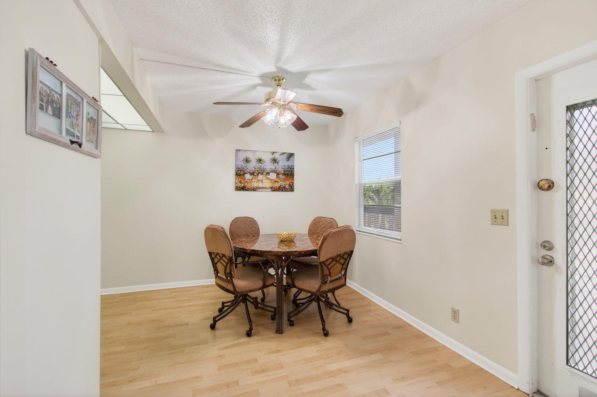 3032 Lincoln B Boca Raton, FL 33434 - Photo 10 of 49 18-web-or-mls-DSC_6972